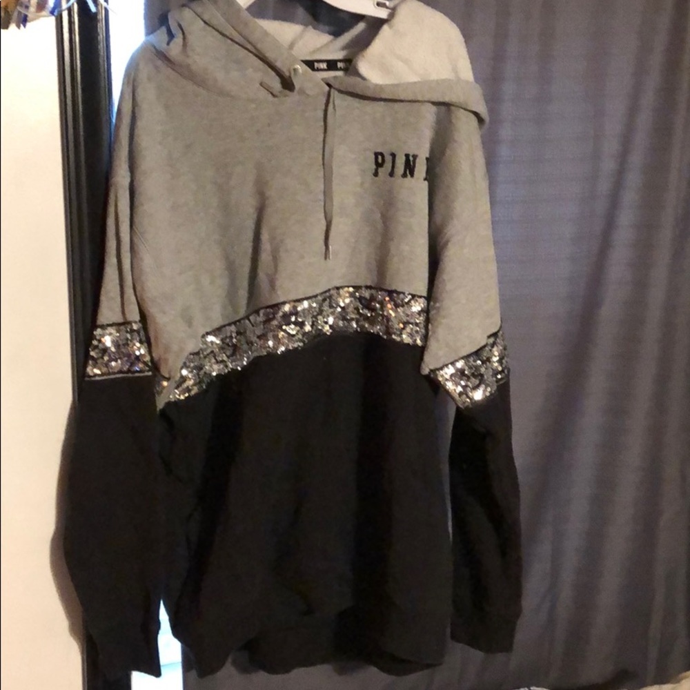 VS Pink Sweatshirt